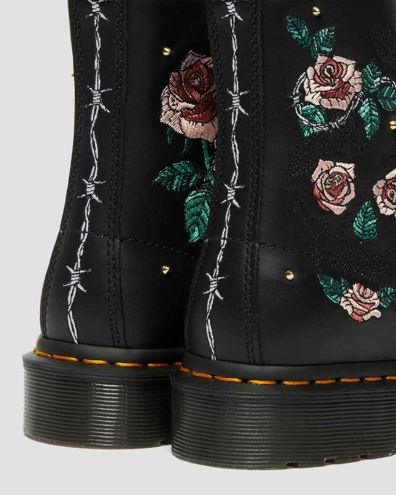 Dr Martens 1460 Vonda Chain 8 Eye Boot Vonda Black Nappa Floral 26980001 - Image 3